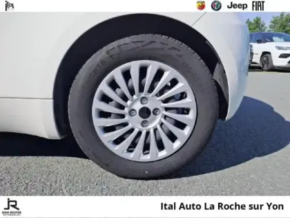 Photo 9 Fiat 500  e 95ch Action