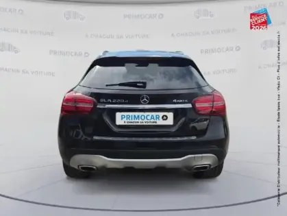 Photo 7 Mercedes GLA  220 d Inspiration 4Matic 7G-DCT
