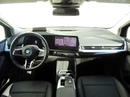 Photo 18 BMW Serie 2 Série 2 ActiveTourer 225e 245ch xDrive Luxury DKG7