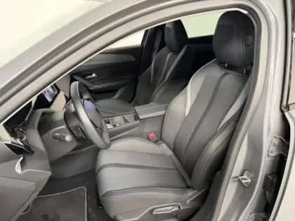 Photo 8 Peugeot 408  Electrique 210 Allure (58kWh) GPS Camera 360  Full LED