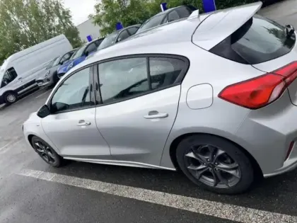 Photo 6 Ford Focus  1.0 EcoBoost 125ch ST-Line