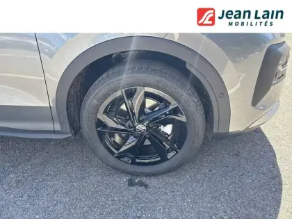 Photo 8 Volkswagen T-roc  1.5 eTSI EVO2 Hybrid 150 ch DSG7