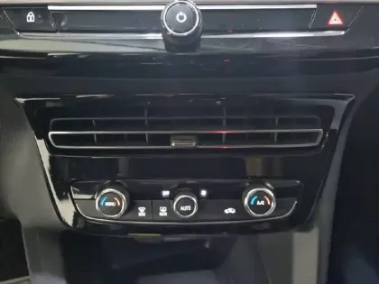 Photo 44 Opel Mokka  Electrique 136 ch & Batterie 50 kWh