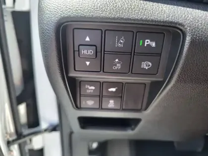Photo 8 Honda CR-V  Hybrid 2.0 i-MMD 4WD