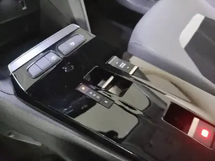 Photo 36 Opel Mokka  Electrique 136 ch & Batterie 50 kWh