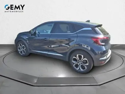 Photo 6 Renault Captur  E-Tech full hybrid 145