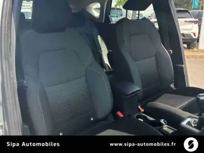 Photo 34 Renault Captur  TCe 100