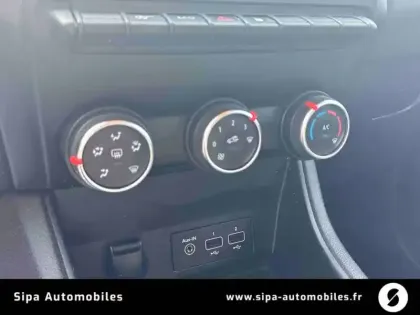 Photo 16 Renault Captur  TCe 100