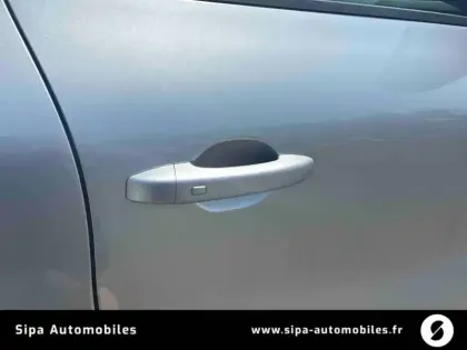 Photo 35 Renault Captur  TCe 100
