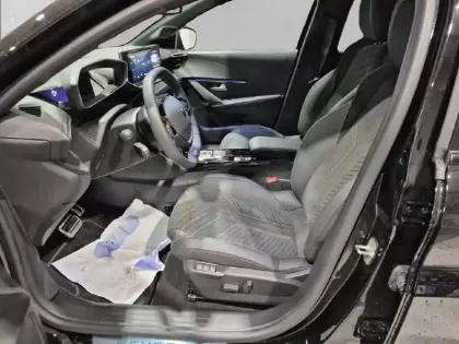 Photo 10 Peugeot 208  Electrique 156ch 54 kWh