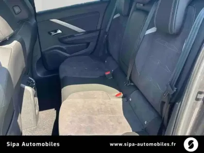 Photo 12 Opel Astra  1.5 Diesel 130 ch BVA8