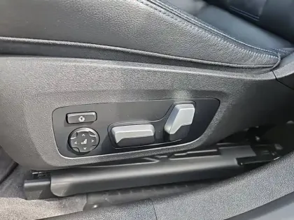 Photo 37 BMW Serie 3 Touring 320d 190 ch BVA8