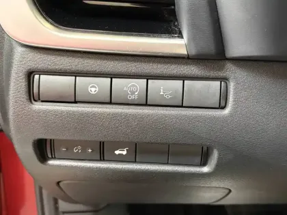 Photo 16 Nissan Qashqai  Mild Hybrid 140 ch