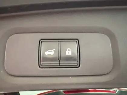 Photo 10 Nissan Qashqai  Mild Hybrid 140 ch