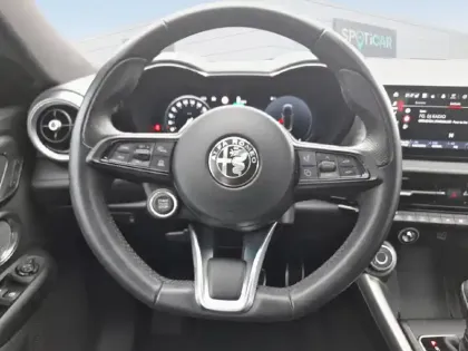 Photo 11 Alfa Romeo Tonale  1.3 Hybride Rechargeable PHEV 280ch AT6 Q4 Edizione Speciale
