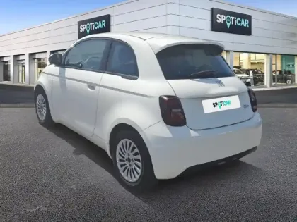 Photo 29 Fiat 500  e 95 ch Action