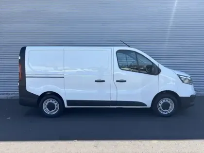 Photo 10 Renault Trafic 2.0L 130ch L1H1 3T Grand Confo