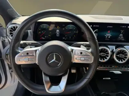 Photo 16 Mercedes Classe A CAMERA   PACK SPORT BLACK