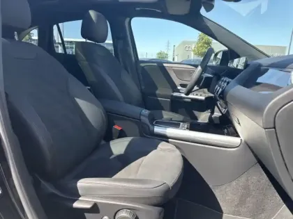 Photo 10 Mercedes GLA 250 e Hybrid EQ AMG Line