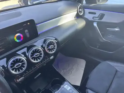 Photo 16 Mercedes Classe A Mercedes-AMG A 35 4MATIC
