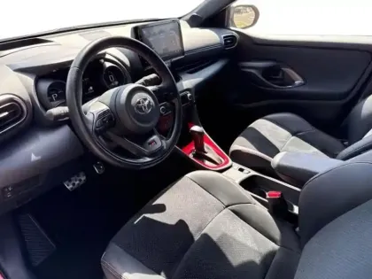 Photo 8 Toyota Yaris  116h GR Sport 5p MY22