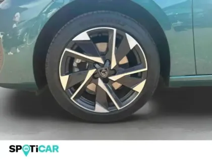Photo 9 Peugeot 308  SW 1.2 PureTech 130ch S&S Allure Pack EAT8