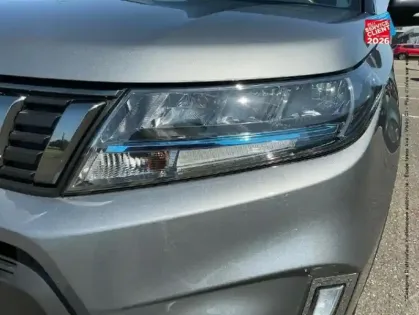 Photo 12 Suzuki Vitara  1.5 Dualjet Hybrid 115ch Privilège Auto Allgrip