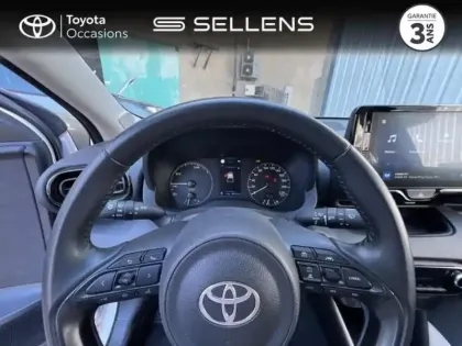 Photo 12 Toyota Yaris  116h Dynamic 5p MC24