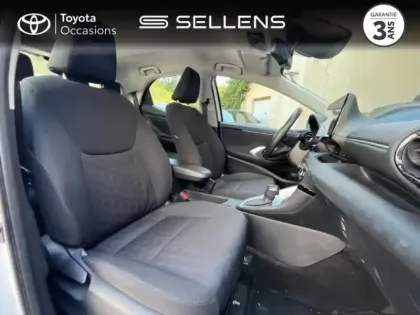Photo 5 Toyota Yaris  116h Dynamic 5p MC24