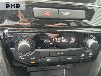 Photo 13 Suzuki Vitara  1.5 Dualjet Hybrid 115ch Privilège Auto