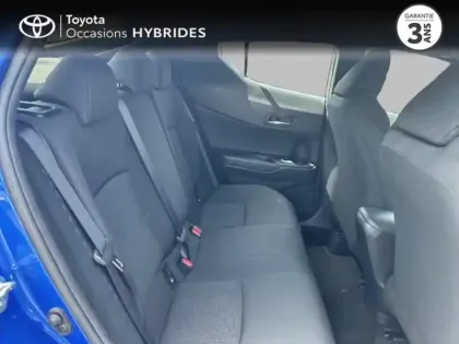 Photo 6 Toyota C-HR  122h Dynamic 2WD E-CVT RC18