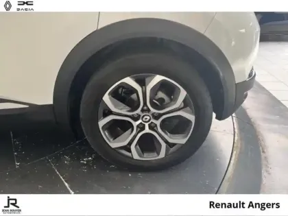 Photo 7 Renault Captur  1.6 E-Tech hybride 145ch Intens -21