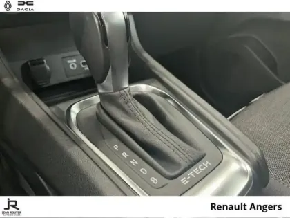Photo 5 Renault Captur  1.6 E-Tech hybride 145ch Intens -21