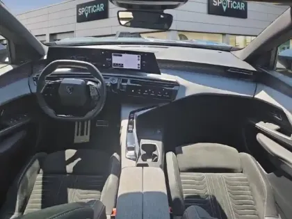 Photo 8 Peugeot 3008  Electrique 325ch Batterie 73 kWh 4x4 GT Exclusive