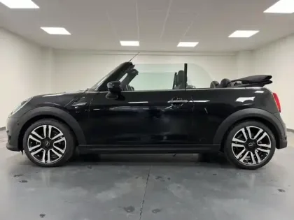 Photo 8 Mini Mini Cabrio Cooper 136ch Edition Premium Plus BVA7