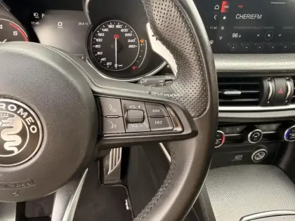 Photo 14 Alfa Romeo Stelvio  2.2 Diesel 190ch Sprint Q4 AT8 MY22