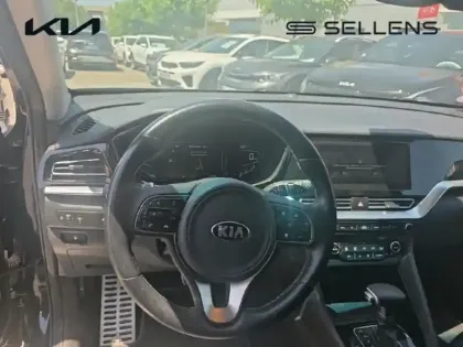 Photo 12 Kia Niro  1.6 GDi 105ch ISG + électrique 43.5ch Active DCT6