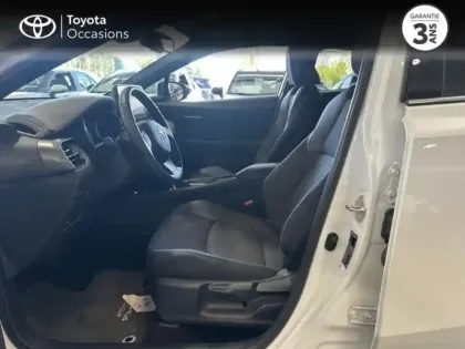 Photo 10 Toyota C-HR  1.8 Hybride 122ch Design E-CVT
