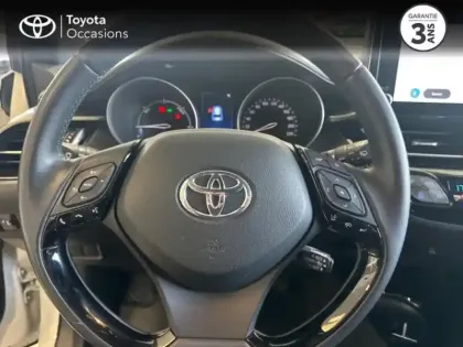 Photo 12 Toyota C-HR  1.8 Hybride 122ch Design E-CVT