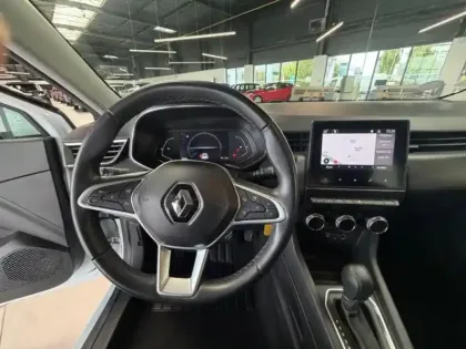 Photo 11 Renault Clio  1.6 E-Tech 140ch Business -21
