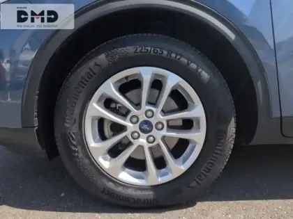 Photo 12 Ford Kuga  2.5 Duratec 190ch FHEV E85 Titanium BVA