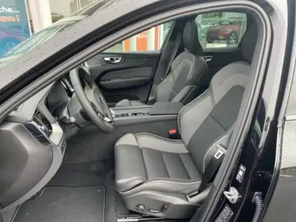 Photo 9 Volvo Xc60  T6 Hybride Rechargeable 350ch Black Edition Geartronic 8 AWD