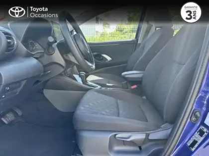 Photo 10 Toyota Yaris  116h Dynamic 5p MC24