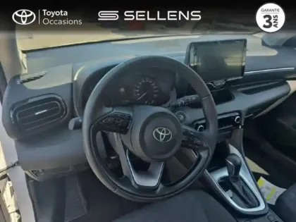 Photo 8 Toyota Yaris  116h Dynamic 5p MC24