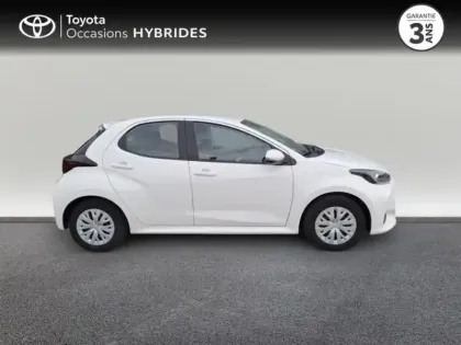 Photo 5 Toyota Yaris  116h Dynamic 5p MC24