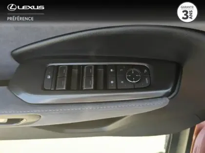 Photo 11 Lexus Lbx  1.5 136ch Cool 2WD