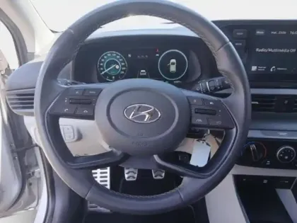Photo 14 Hyundai Bayon  1.0 T-GDi 100ch Hybrid 48V Intuitive