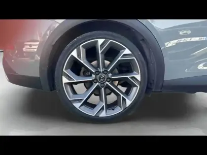 Photo 9 DS DS 7  E-TENSE 4x4 360ch La Premiere