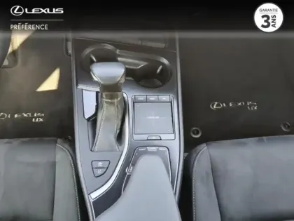 Photo 8 Lexus UX  250h 2WD Pack Business MY20