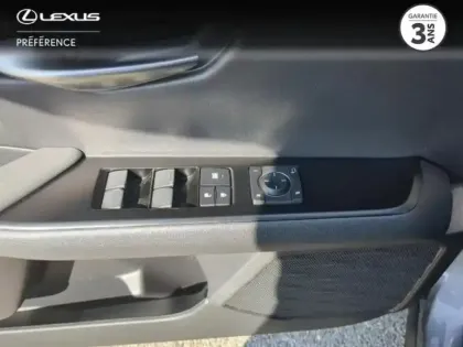 Photo 11 Lexus UX  250h 2WD Pack Business MY20
